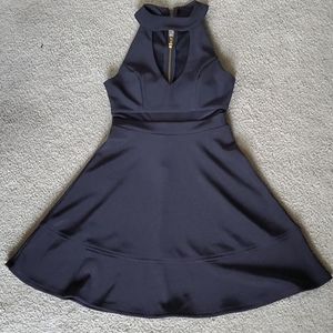 Black dress size XS. Hardly worn